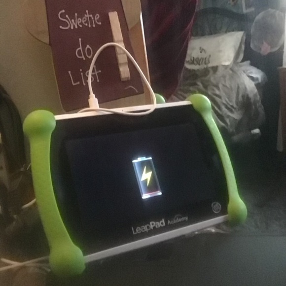 LeapPad Academy Green Tablet - Picture 2 of 6